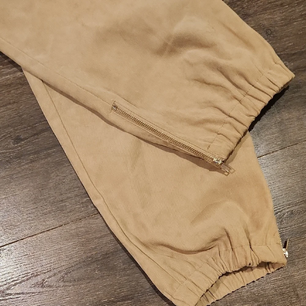 ❤️ ZARA HIGH RISE ZIP HEM JOGGER PANTS, MEDIUM